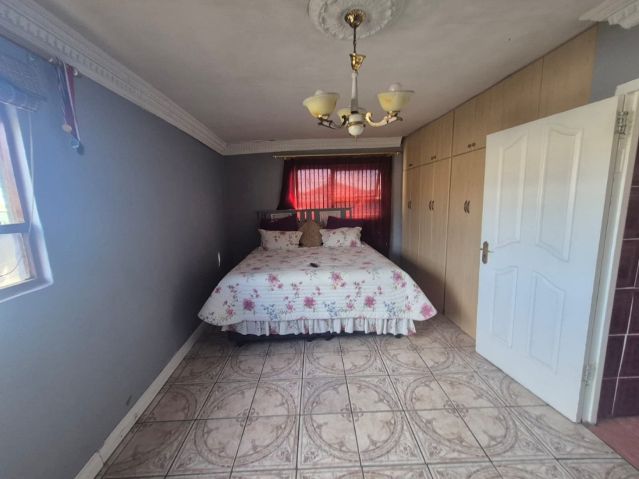2 Bedroom Property for Sale in Motherwell Eastern Cape